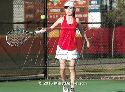 Thumbnail 1 in Lassiter vs. Cherokee  photogallery.