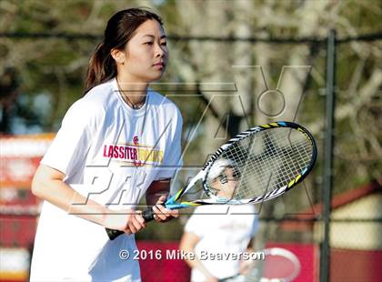Thumbnail 2 in Lassiter vs. Cherokee  photogallery.