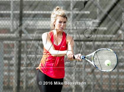 Thumbnail 1 in Lassiter vs. Cherokee  photogallery.