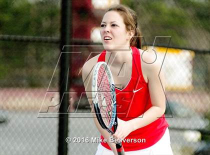 Thumbnail 1 in Lassiter vs. Cherokee  photogallery.