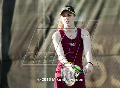 Thumbnail 1 in Lassiter vs. Cherokee  photogallery.