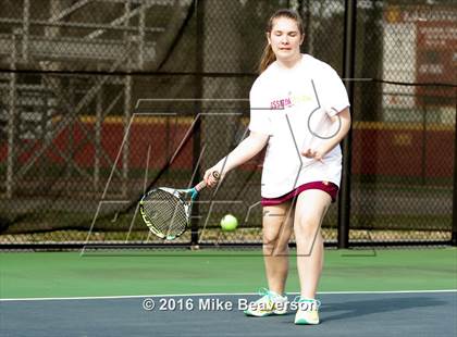 Thumbnail 1 in Lassiter vs. Cherokee  photogallery.