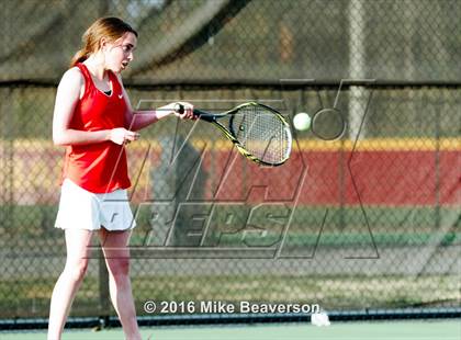 Thumbnail 3 in Lassiter vs. Cherokee  photogallery.