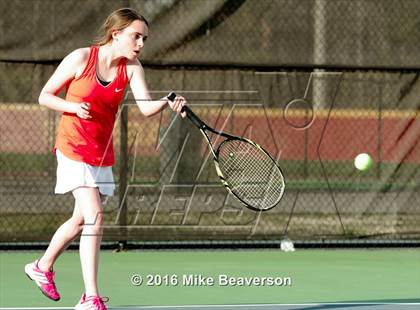 Thumbnail 3 in Lassiter vs. Cherokee  photogallery.