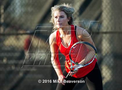 Thumbnail 2 in Lassiter vs. Cherokee  photogallery.