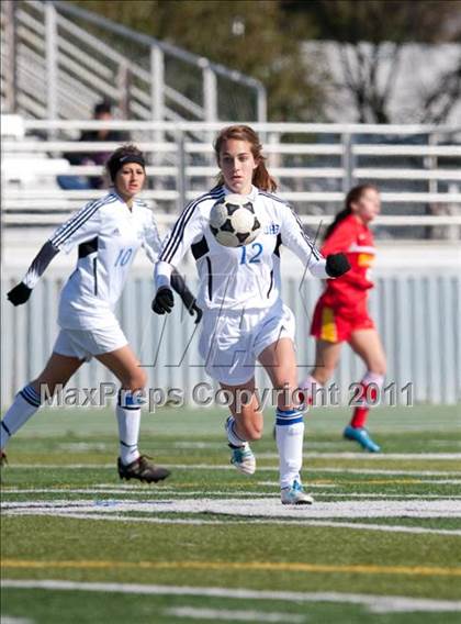 Thumbnail 1 in Davis vs. St. Francis (California Classic) photogallery.