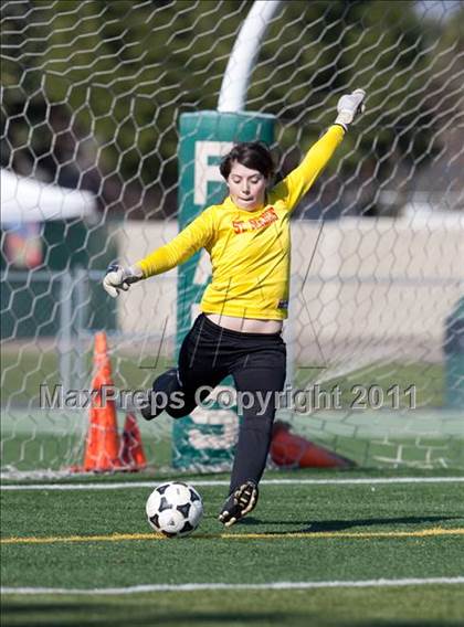 Thumbnail 2 in Davis vs. St. Francis (California Classic) photogallery.