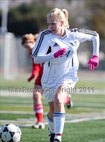 Thumbnail 1 in Davis vs. St. Francis (California Classic) photogallery.