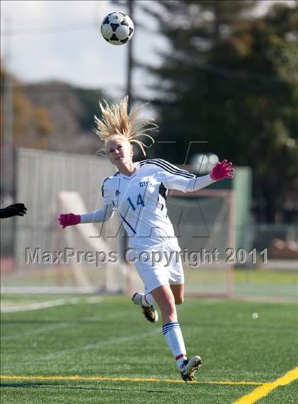 Thumbnail 3 in Davis vs. St. Francis (California Classic) photogallery.