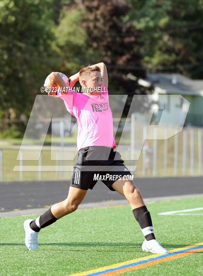 Thumbnail 3 in Mt. Ararat @ Gardiner (Preseason) photogallery.