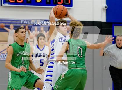 Thumbnail 3 in Woodsboro @ Falls City photogallery.