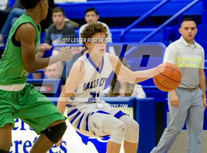 Thumbnail 2 in Woodsboro @ Falls City photogallery.
