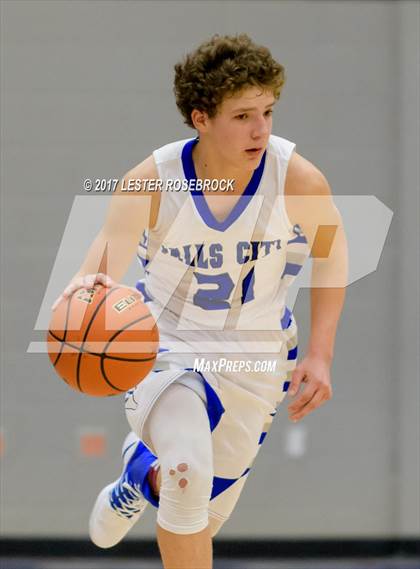 Thumbnail 1 in Woodsboro @ Falls City photogallery.