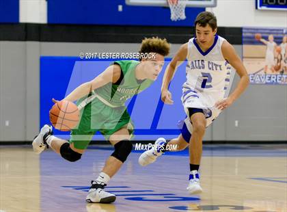Thumbnail 2 in Woodsboro @ Falls City photogallery.