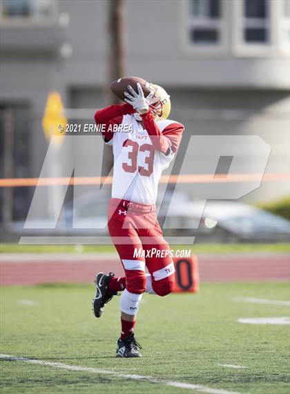 Thumbnail 1 in Taft @ Balboa (CIF 7A Final) photogallery.