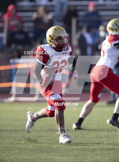 Thumbnail 1 in Taft @ Balboa (CIF 7A Final) photogallery.