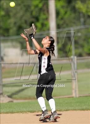 Thumbnail 3 in Fairfield vs Woodcreek (D2 Sec. Final)#1 photogallery.
