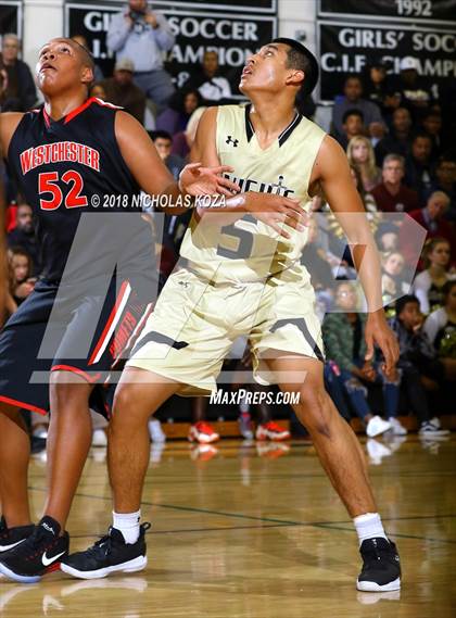 Thumbnail 3 in Westchester vs. Bishop Montgomery (Bishop Montgomery Shootout) photogallery.