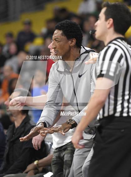 Thumbnail 3 in Etiwanda vs Sierra Canyon (CIF State SoCal Regional Open Final) photogallery.