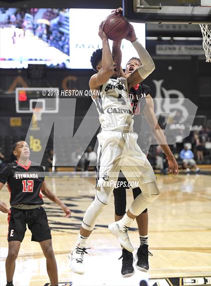 Thumbnail 3 in Etiwanda vs Sierra Canyon (CIF State SoCal Regional Open Final) photogallery.