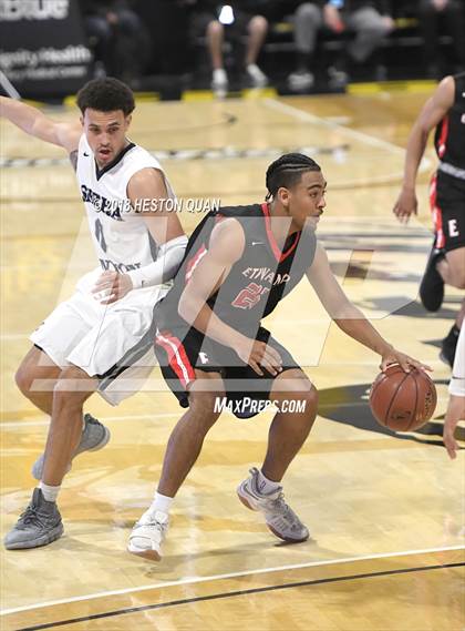 Thumbnail 3 in Etiwanda vs Sierra Canyon (CIF State SoCal Regional Open Final) photogallery.