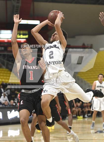 Thumbnail 1 in Etiwanda vs Sierra Canyon (CIF State SoCal Regional Open Final) photogallery.