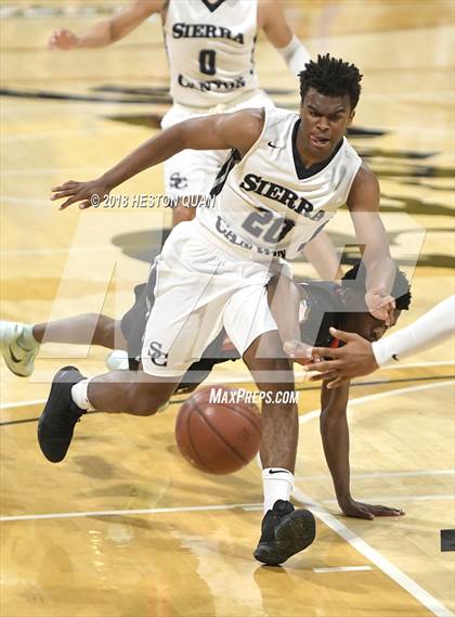 Thumbnail 3 in Etiwanda vs Sierra Canyon (CIF State SoCal Regional Open Final) photogallery.