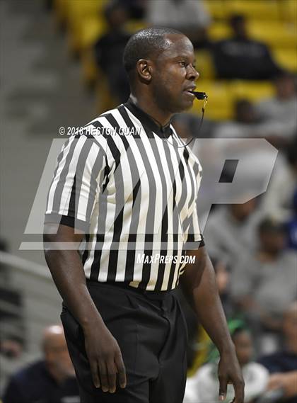 Thumbnail 2 in Etiwanda vs Sierra Canyon (CIF State SoCal Regional Open Final) photogallery.