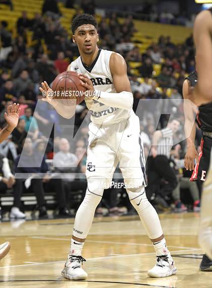 Thumbnail 1 in Etiwanda vs Sierra Canyon (CIF State SoCal Regional Open Final) photogallery.