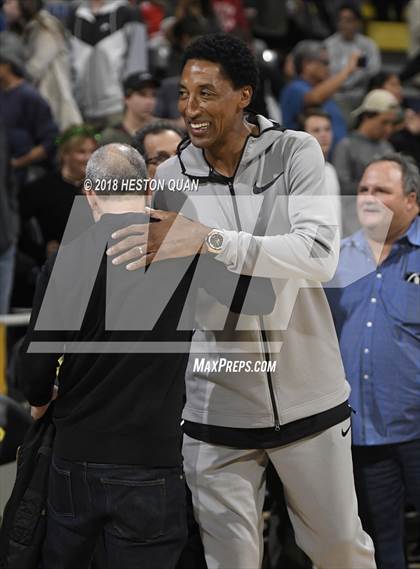 Thumbnail 1 in Etiwanda vs Sierra Canyon (CIF State SoCal Regional Open Final) photogallery.