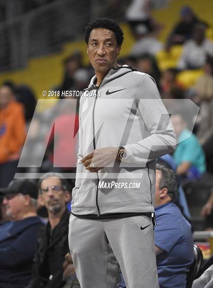 Thumbnail 2 in Etiwanda vs Sierra Canyon (CIF State SoCal Regional Open Final) photogallery.