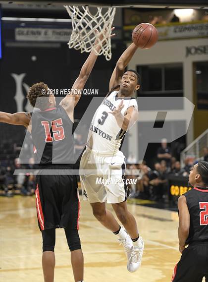 Thumbnail 1 in Etiwanda vs Sierra Canyon (CIF State SoCal Regional Open Final) photogallery.