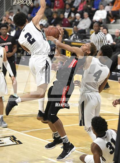 Thumbnail 1 in Etiwanda vs Sierra Canyon (CIF State SoCal Regional Open Final) photogallery.