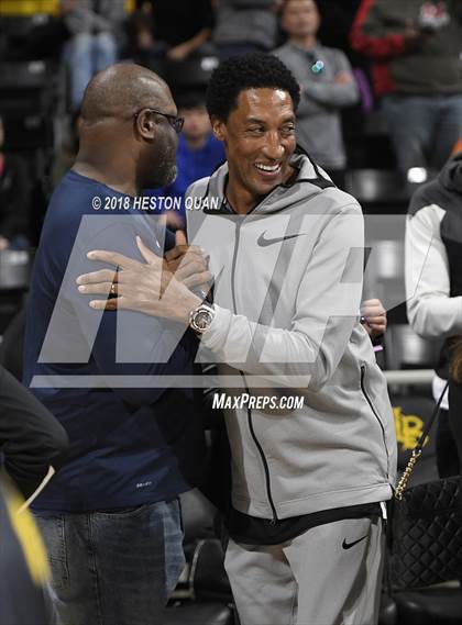 Thumbnail 3 in Etiwanda vs Sierra Canyon (CIF State SoCal Regional Open Final) photogallery.