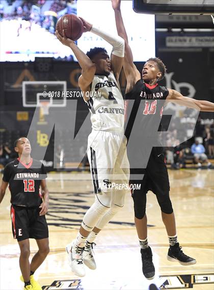 Thumbnail 2 in Etiwanda vs Sierra Canyon (CIF State SoCal Regional Open Final) photogallery.