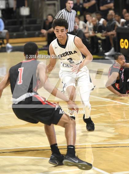 Thumbnail 2 in Etiwanda vs Sierra Canyon (CIF State SoCal Regional Open Final) photogallery.