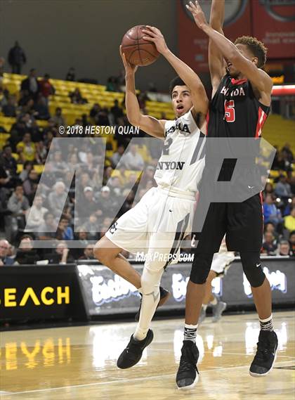 Thumbnail 2 in Etiwanda vs Sierra Canyon (CIF State SoCal Regional Open Final) photogallery.