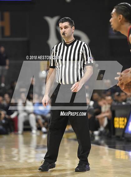 Thumbnail 3 in Etiwanda vs Sierra Canyon (CIF State SoCal Regional Open Final) photogallery.