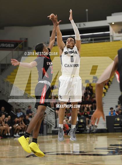 Thumbnail 3 in Etiwanda vs Sierra Canyon (CIF State SoCal Regional Open Final) photogallery.