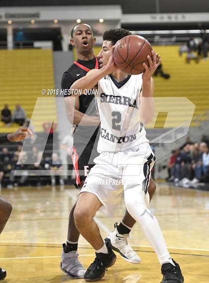 Thumbnail 1 in Etiwanda vs Sierra Canyon (CIF State SoCal Regional Open Final) photogallery.