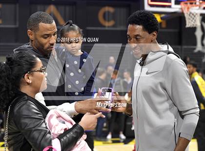 Thumbnail 2 in Etiwanda vs Sierra Canyon (CIF State SoCal Regional Open Final) photogallery.
