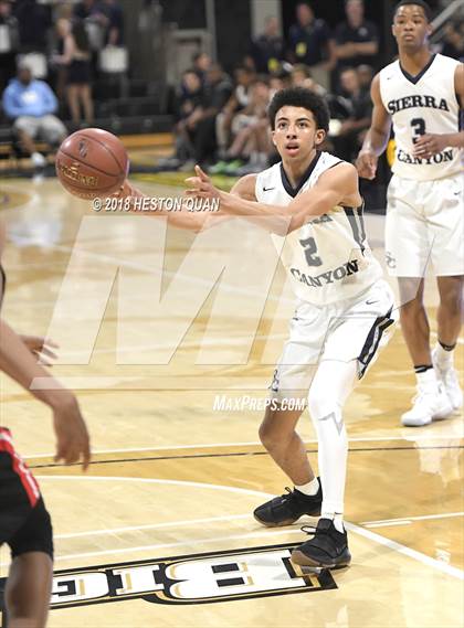 Thumbnail 3 in Etiwanda vs Sierra Canyon (CIF State SoCal Regional Open Final) photogallery.