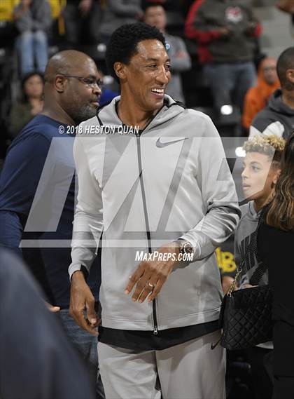 Thumbnail 1 in Etiwanda vs Sierra Canyon (CIF State SoCal Regional Open Final) photogallery.