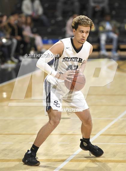 Thumbnail 3 in Etiwanda vs Sierra Canyon (CIF State SoCal Regional Open Final) photogallery.