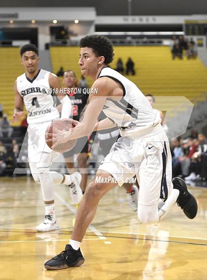 Thumbnail 1 in Etiwanda vs Sierra Canyon (CIF State SoCal Regional Open Final) photogallery.