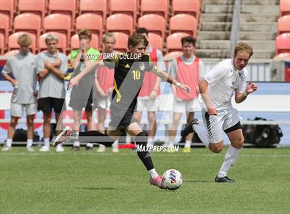 Thumbnail 3 in Wasatch vs. Alta (UHSAA 5A Final) photogallery.