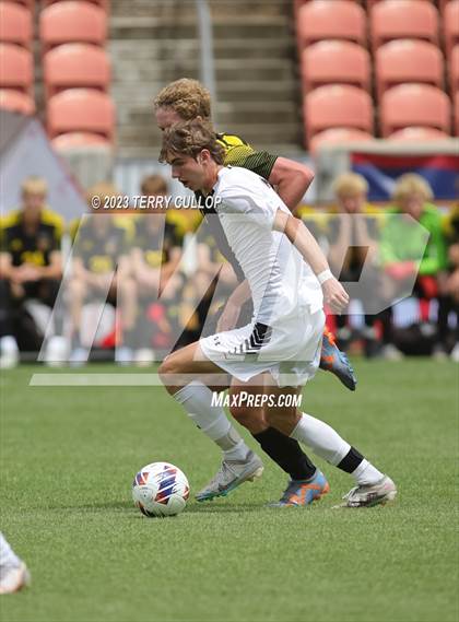 Thumbnail 2 in Wasatch vs. Alta (UHSAA 5A Final) photogallery.