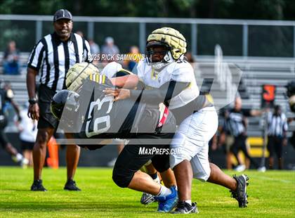 Thumbnail 1 in Montgomery Central at Forest Hills (Scrimmage) photogallery.