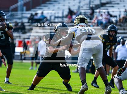 Thumbnail 2 in Montgomery Central at Forest Hills (Scrimmage) photogallery.