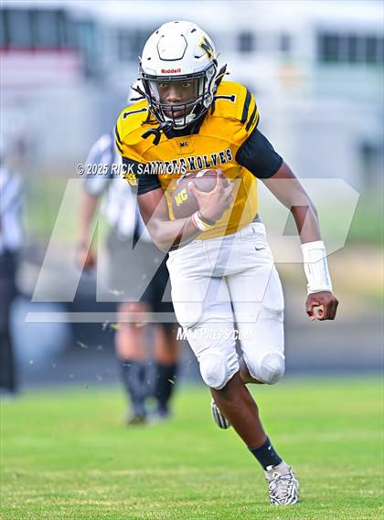 Thumbnail 2 in Montgomery Central at Forest Hills (Scrimmage) photogallery.